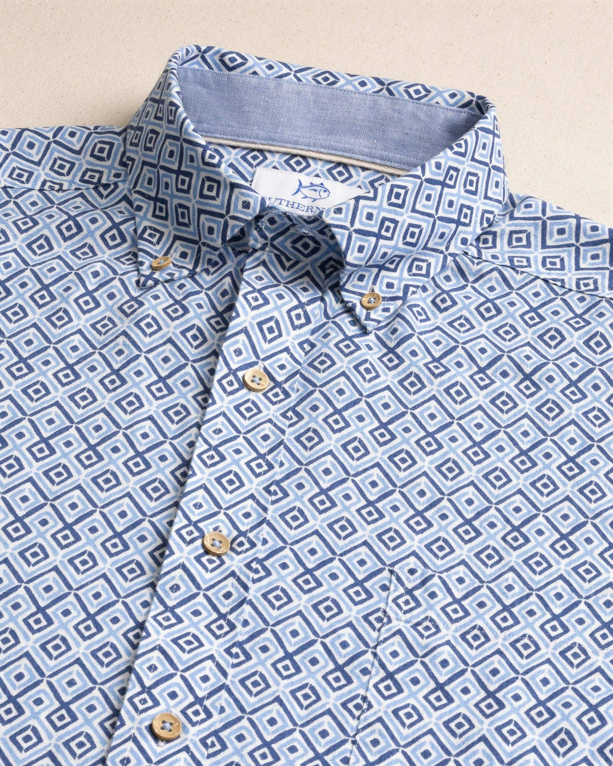 Marine Mirage Linen Rayon Short Sleeve Shirt | Southern Tide Popular