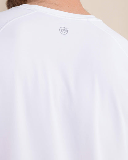 brrr°®-illiant Performance Long Sleeve Tee | Southern Tide Featured