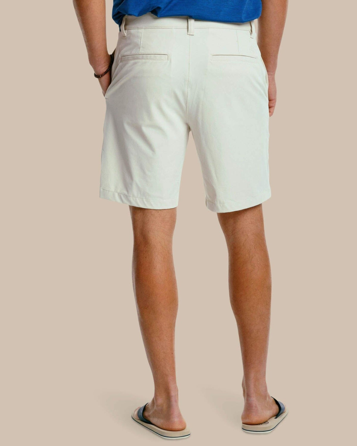 brrr°®-die 8 Inch Performance Golf Short - Stone | Southern Tide Customer Favorite