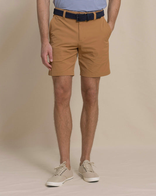 brrr°®-die 8" Performance Short - Hazelnut Khaki | Southern Tide Premium