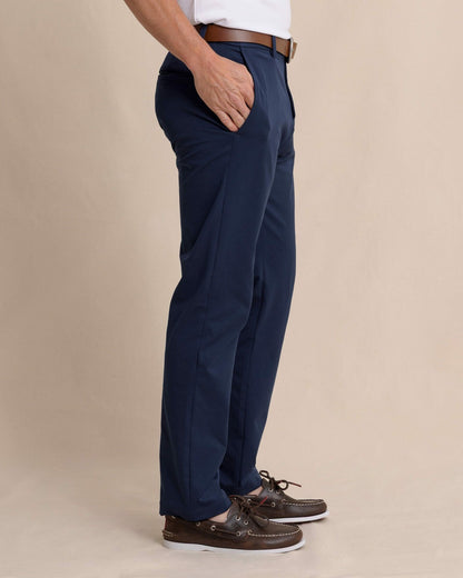 Jack Performance Pant in Navy | Southern Tide Discount