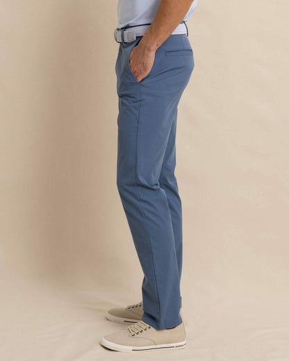 Jack Performance Pant in Dark Seas | Southern Tide New