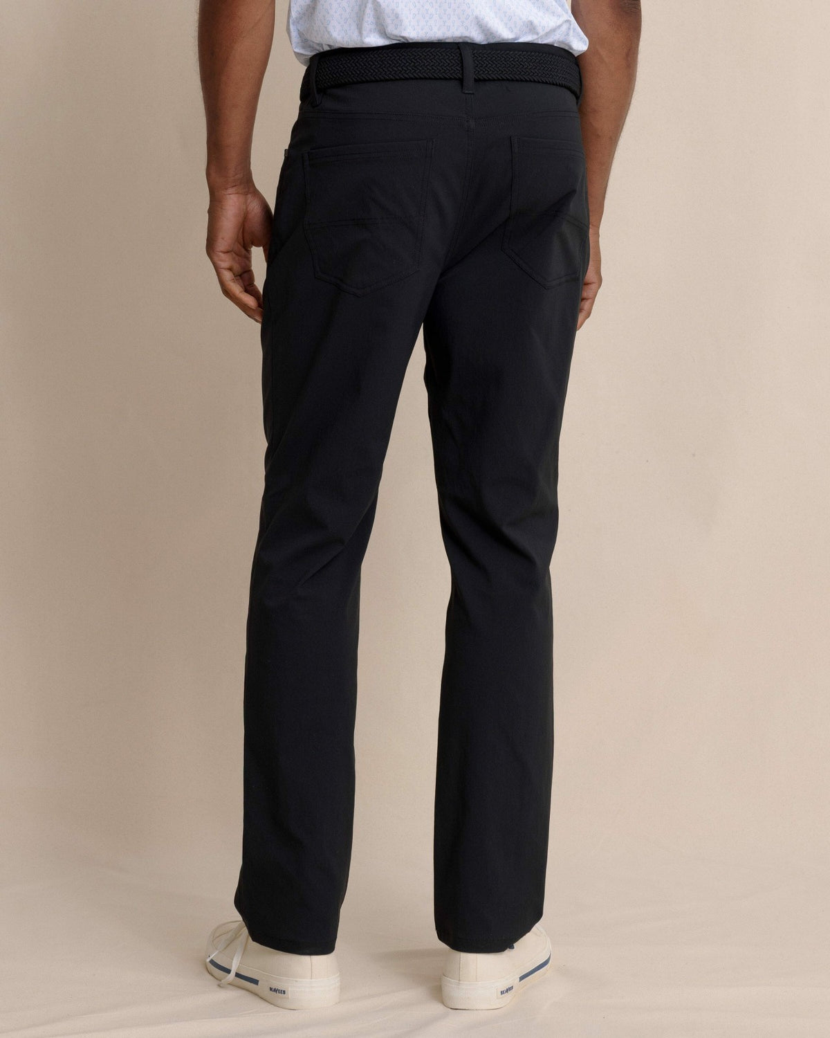 Intercoastal Performance Pant - Caviar Black | Southern Tide Customer Favorite