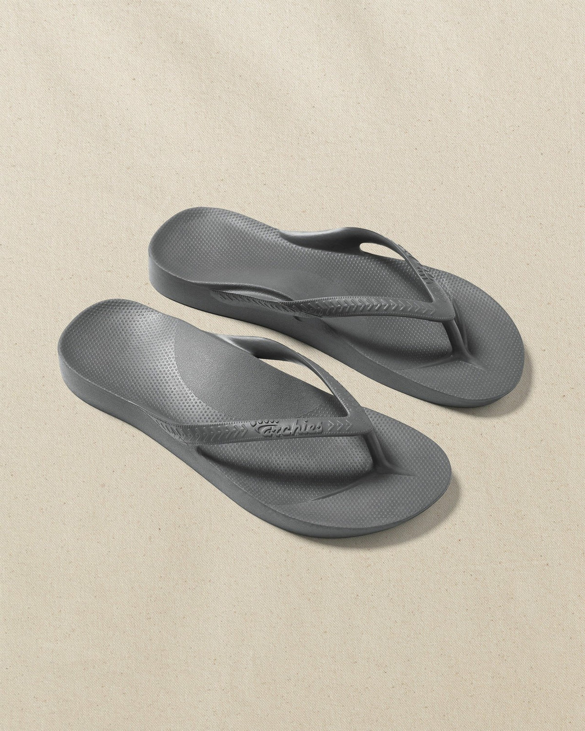 Archies Charcoal Arch Support Flip Flop | Southern Tide Best Seller