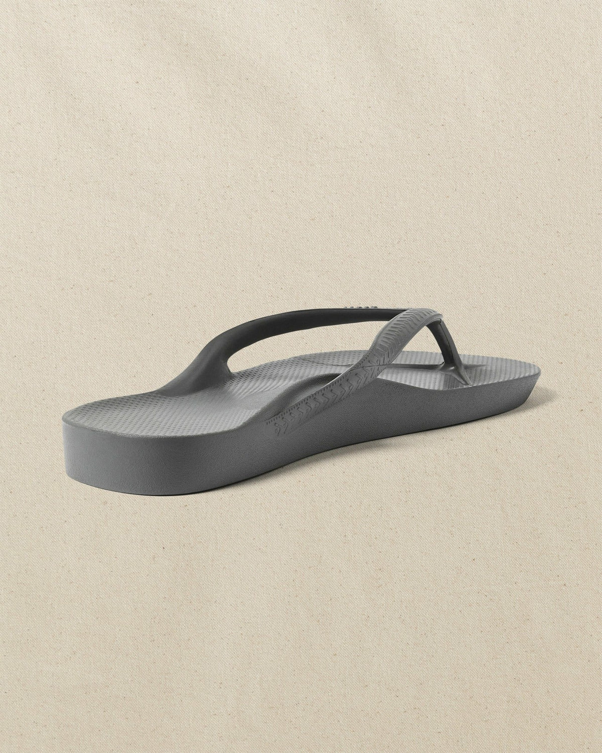 Archies Charcoal Arch Support Flip Flop | Southern Tide Best Seller