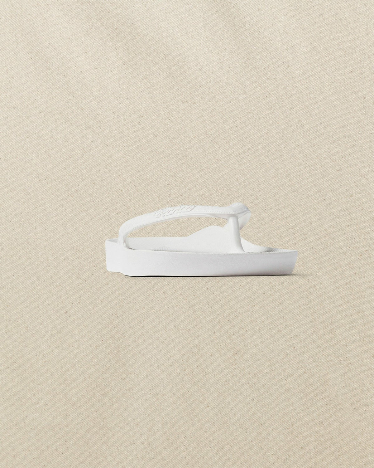 Archies Classic White Arch Support Flip Flop | Southern Tide Value