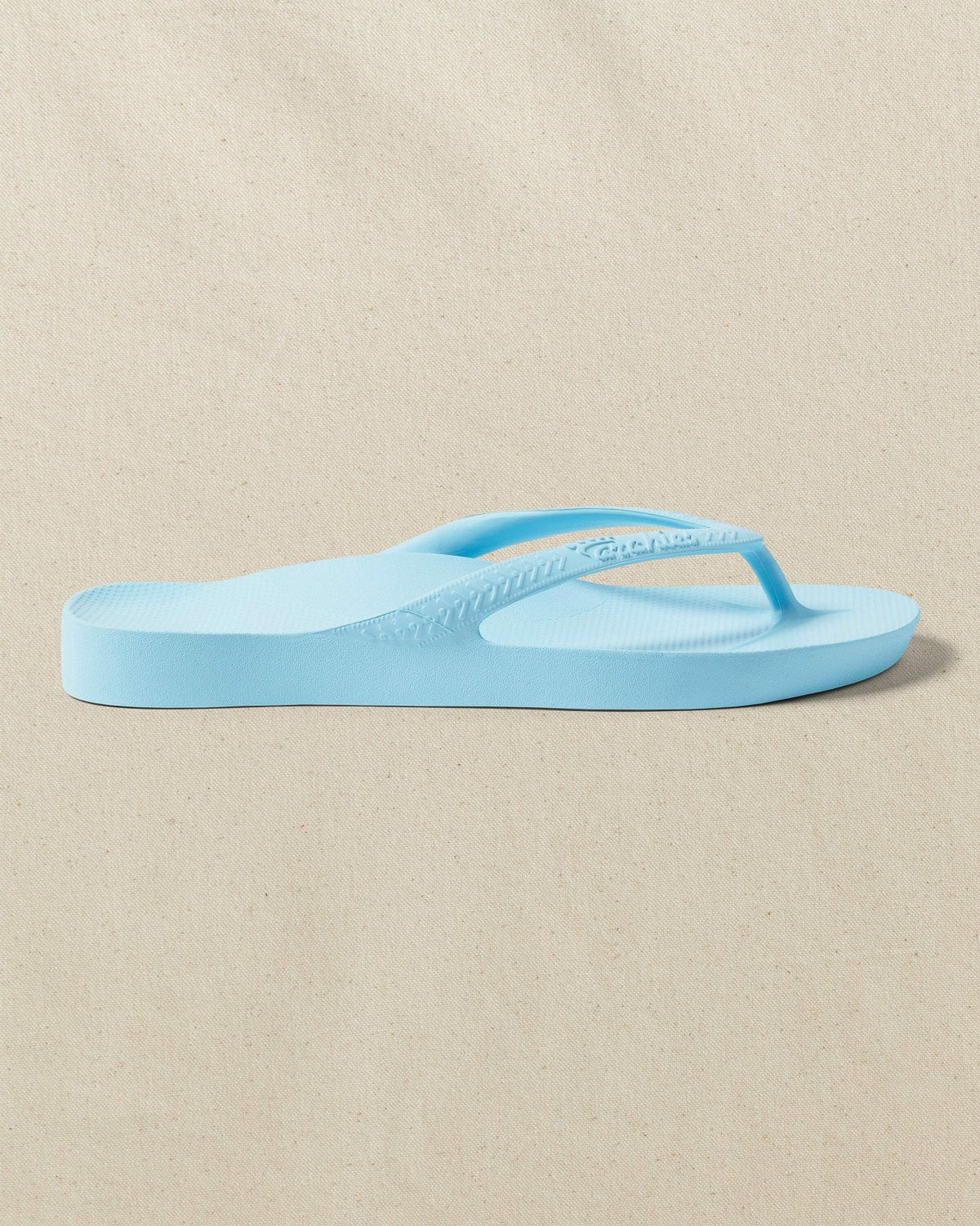 Archies Sky Blue Arch Support Flip Flop | Southern Tide Latest