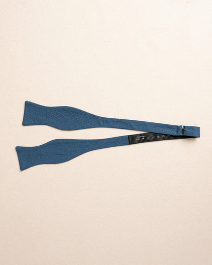High Cotton Nautical Blue Seersucker Bow Tie | Southern Tide Everyday