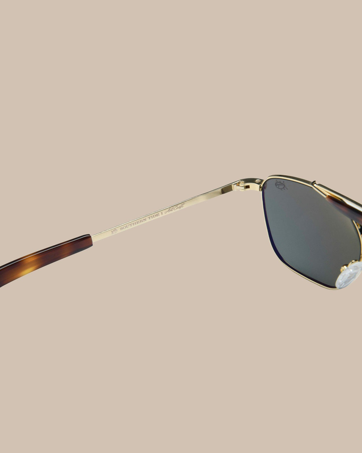 Quarter Deck Aviator Sunglasses | Southern Tide Sale