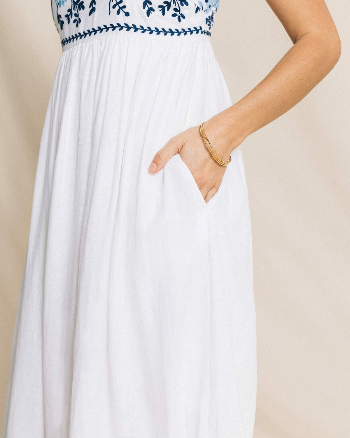 Erilyn Embroidered Midi Dress | Southern Tide Essential