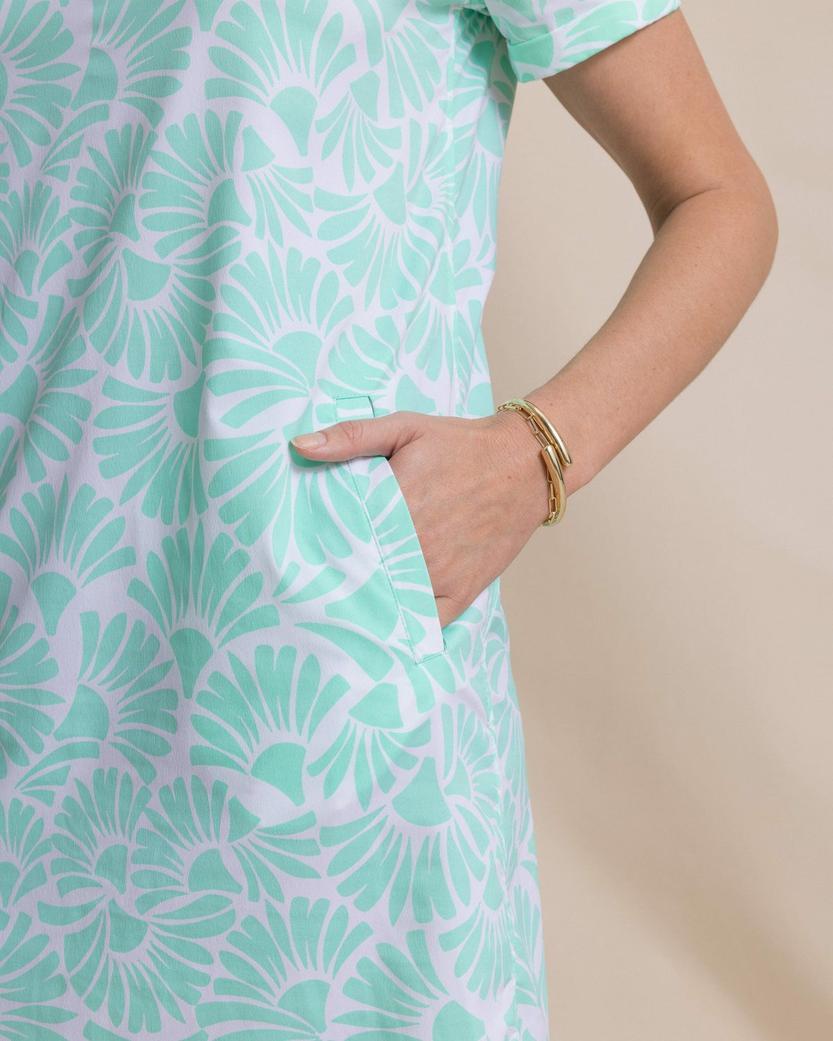 Kamryn Paradise Shores Coastal Breeze® Dress | Southern Tide Best Seller