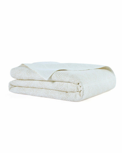 Tideline Coverlet Quilt | Southern Tide Best Seller