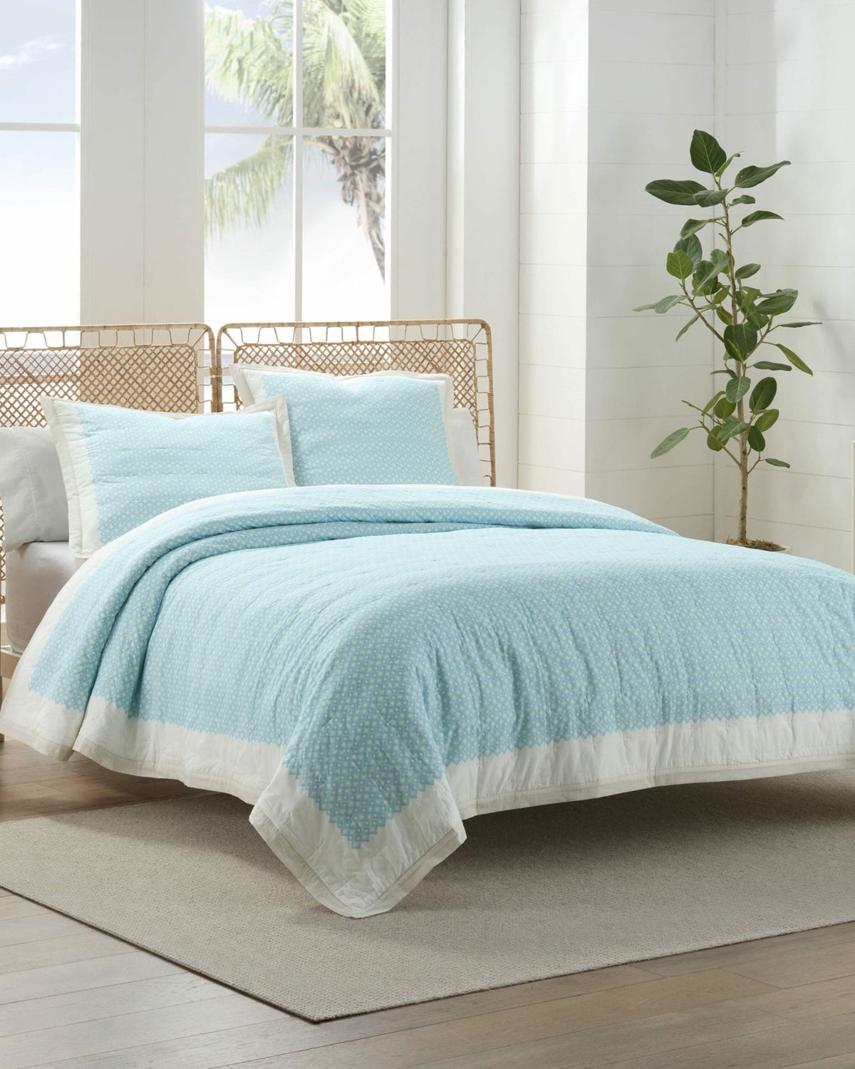 Southern Tide Bellweather Quilt | Southern Tide Recommended
