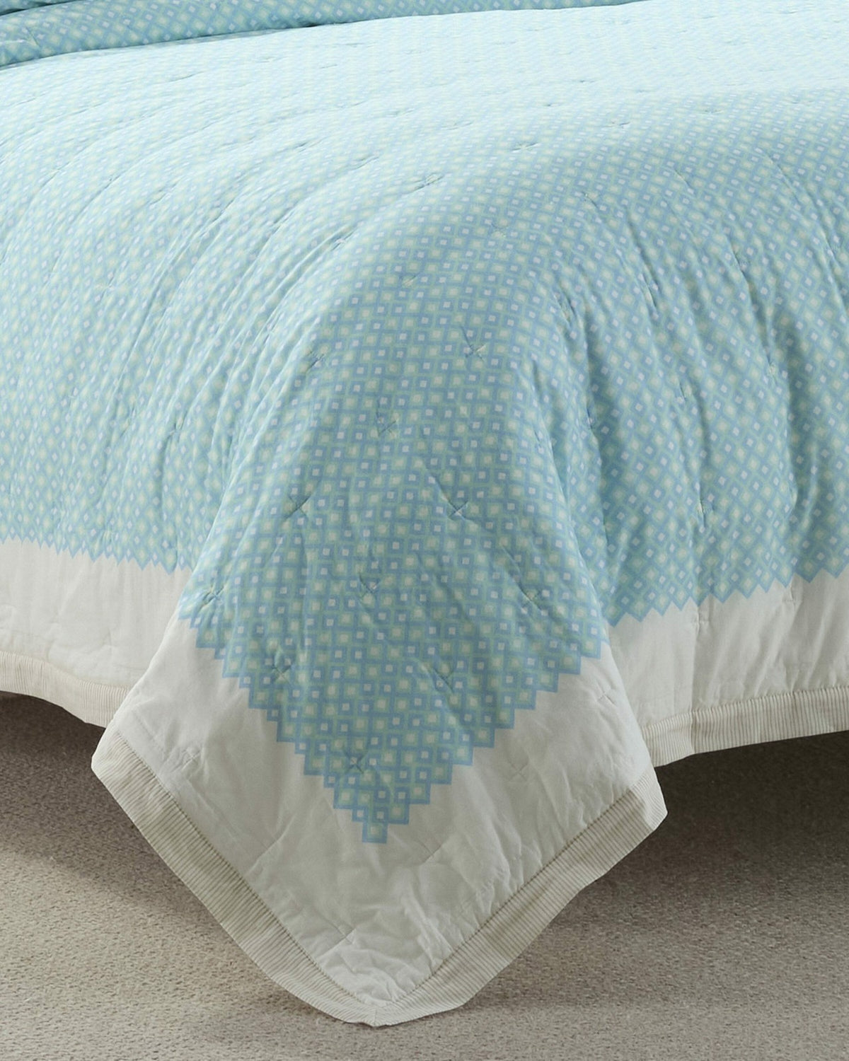 Southern Tide Bellweather Quilt | Southern Tide Recommended