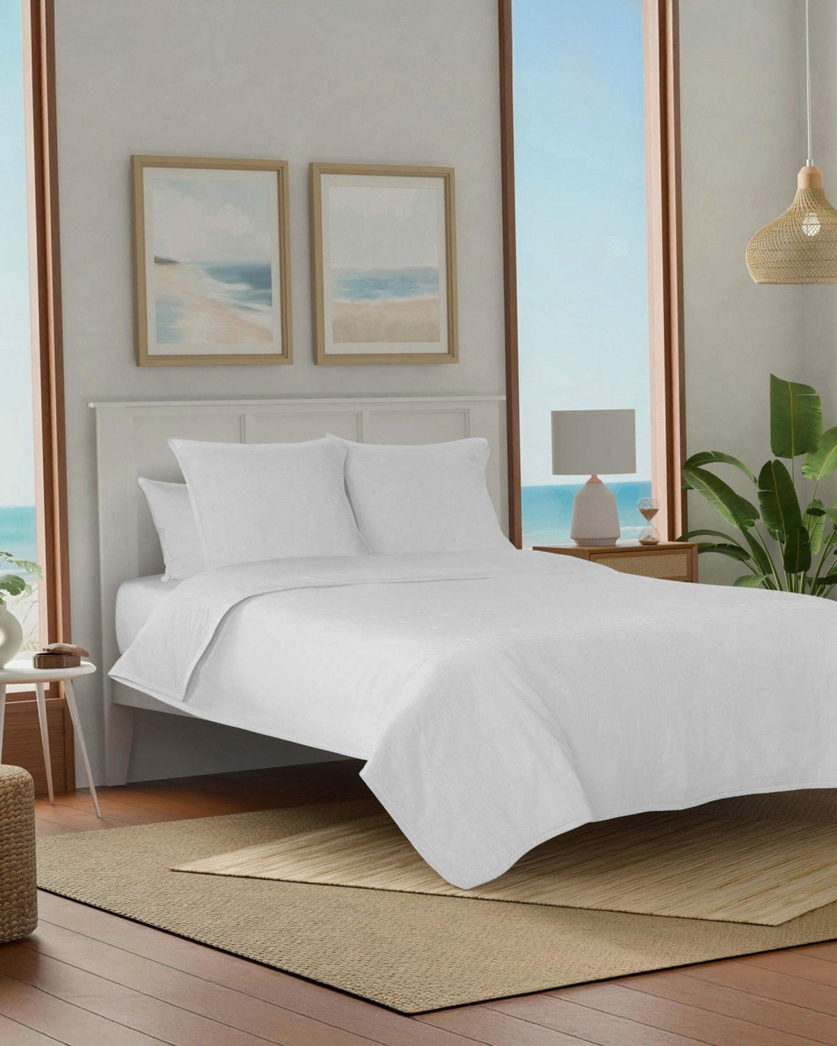 Ocean Isle White Quilt | Southern Tide Recommended