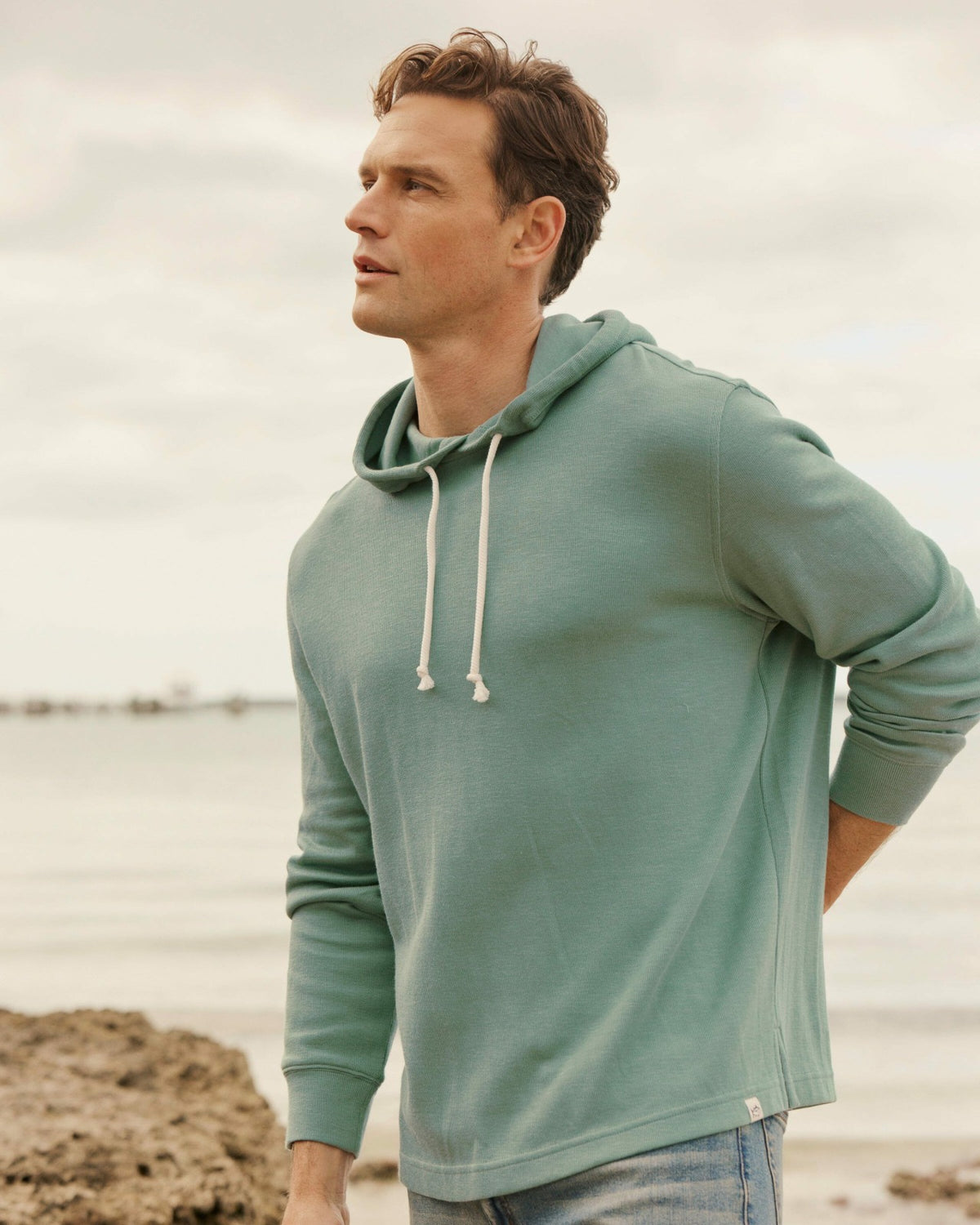 Bay View Hoodie | Southern Tide Trending