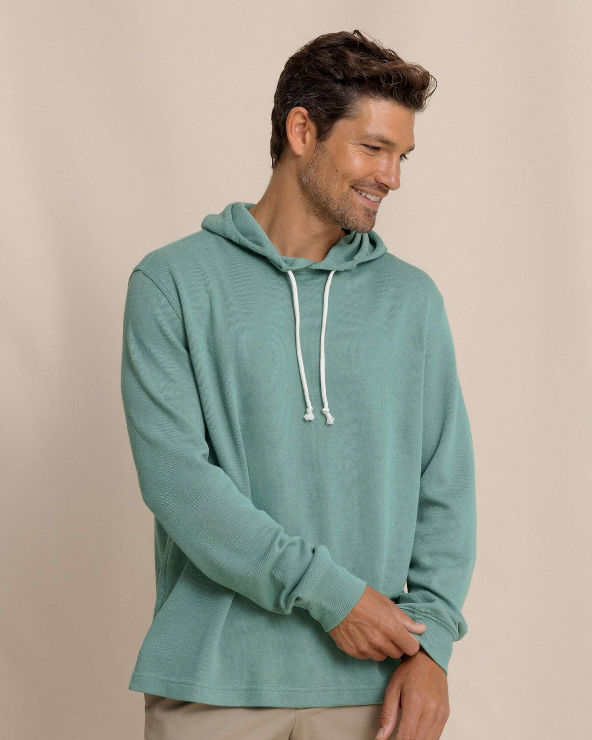 Bay View Hoodie | Southern Tide Trending